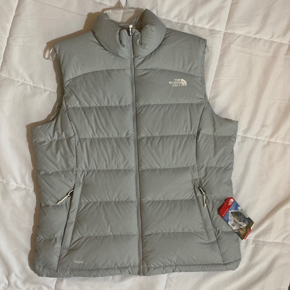 The North Face Puffer Vest Women’s Large- NWT